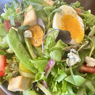 Spring (Finally!) Salad